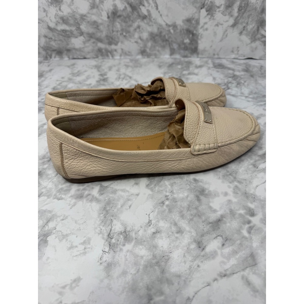 Coach  💛Pebbled Leather Driving Loafers Cream Beige Logo Hardware Flats 11 - Picture 4 of 11